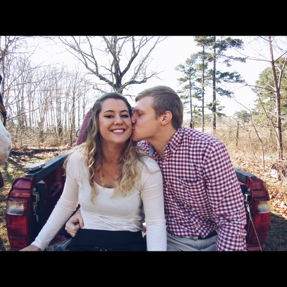 Meet your Posher, Hannah - Picture 1 of 1